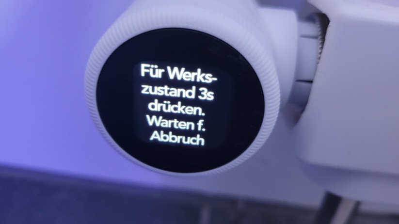  Dank Matter und Thread ist das smarte Heizkörperthermostat kompatibel mit vielen Smart-Home-Zentralen.