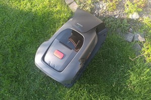Mova 1000 im Test: LiDAR-Mähroboter für unter 700 Euro mit präzisem Schnitt