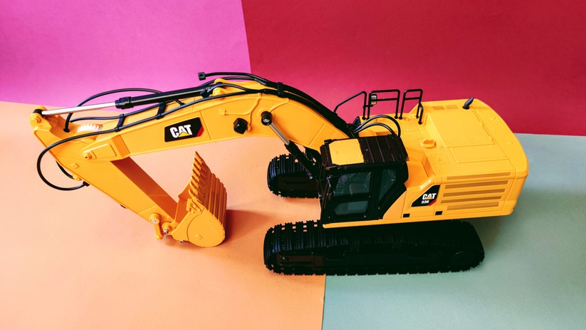  Carrera RC Cat Bagger und Radlader