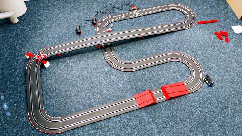 Carrera GO!!! Build 'n Race