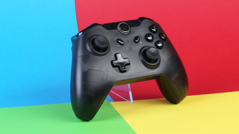 Auch die günstigen Controller funktionieren zuverlässig. Ob sie gut in der Hand liegen, sollte man vor dem Kauf ausprobieren.