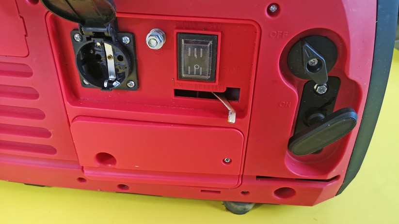 Dieser Inverter leistet dauerhaft 1800 W.