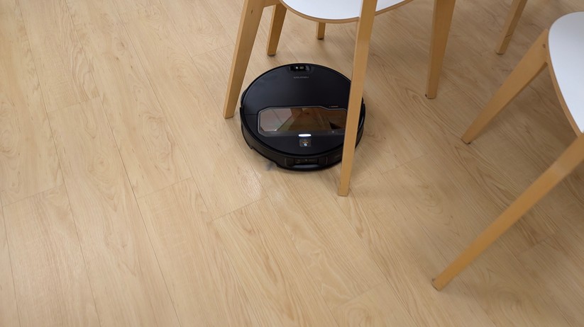 Roborock Saros Z70 – Reinigung