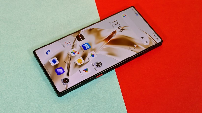 Redmagic 11S Pro: Display ohne Punch-Hole