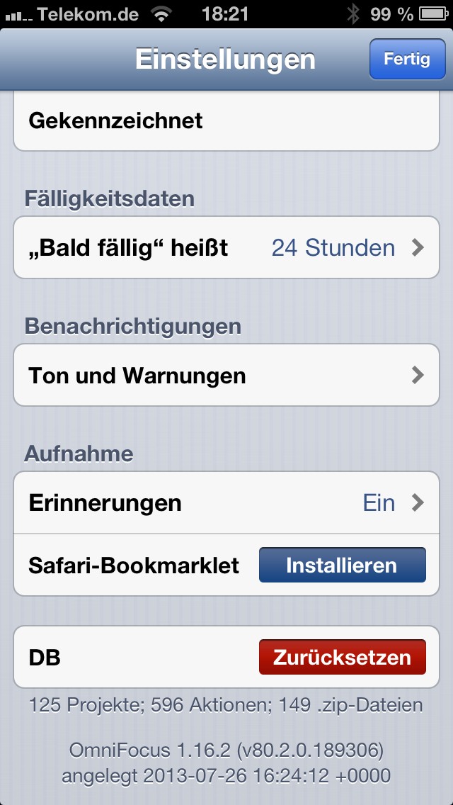 In den Einstellungen können unter anderem die Erinnerungen über Siri aktiviert werden. Außerdem lässt sich dort auch das Bookmarklet für Safari installieren.