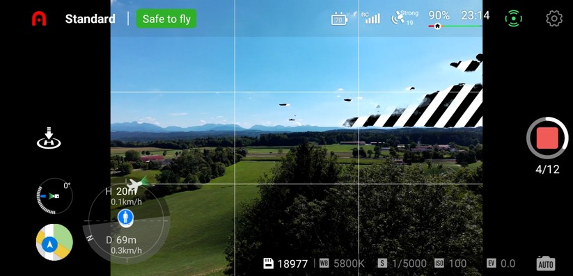 Ein Livebild hilft bei der Orientierung und der Steuerung der Kamera.