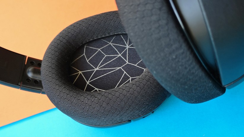 Das Headset ist sehr bequem und ausreichend durchlüftet.