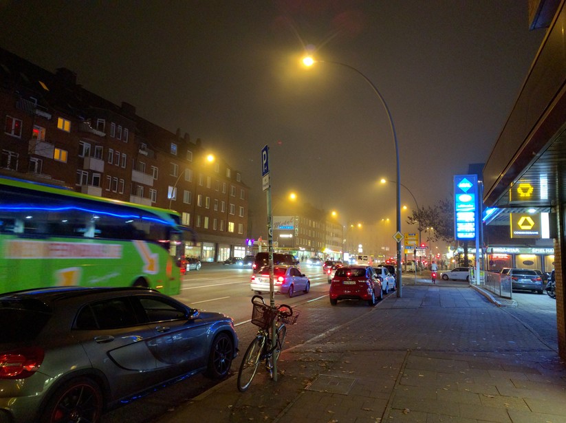 Google Nexus 6P (low light)