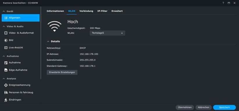 Synology CC400W: Die KI-Überwachungskamera bietet zahlreiche Einstellungsmöglichkeiten. Dazu zählen neben der typischen Erkennung von Personen und Fahrzeugen auch die Möglichkeit, diese zählen zu lassen. Die Bildqualität tagsüber geht in Ordnung. Dank HDR bietet sie ein ausgewogenes Bild. Bilder bei Dunkelheit sind aber nur mittelnäßig.