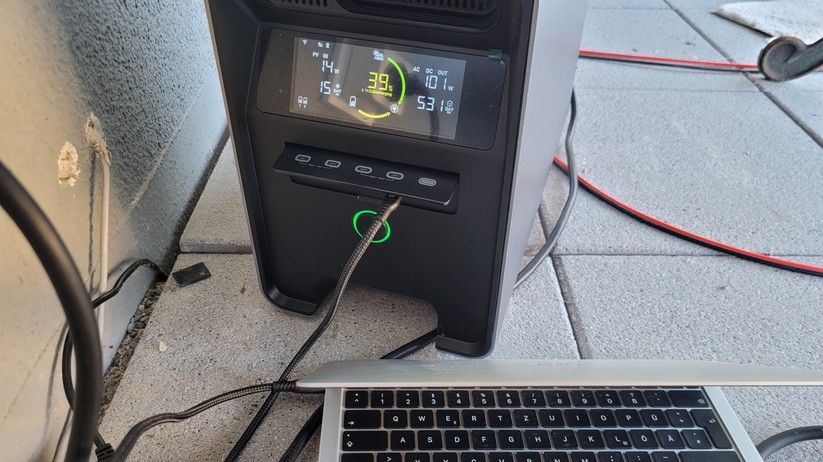  Stromspeicher mit 1 bis 6 kWh, auch als mobile Powerstation nutzbar