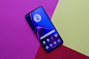  Großer Speicher, helles OLED & fairer Preis