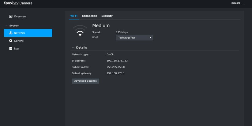 Die CC400W bietet auch einen Zugriff per Browser. Dort kann man sie auch auf Onvif umstellen, um sie etwa mit Hoem Assistant zu steuern. Allerdings steht sie in diesem Fall nicht mehr unter Synology Surveillance Station zur Verfügung, respektive die Einbindung per Onvif führt dort zu Verbindungsabbrüchen. 