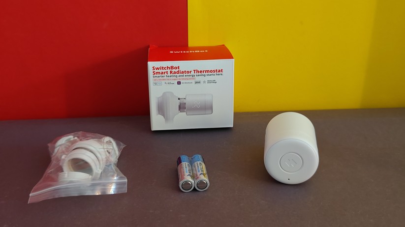 Switchbot Radiator: Das smarte Heizkörperthermostat fällt relativ kompakt aus, bietet viele Adapter, arbeitet zuverlässig und ist relativ günstig.