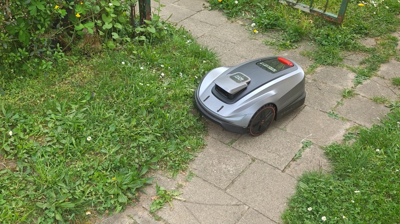 Sunseeker X5 Gen2: RTK-Mäher bis 2000 m², Randmesser, 22 cm Schnittbreite