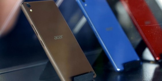 Acer Liquid X2 im Video: Triple-SIM-Phablet für Geschäftsleute