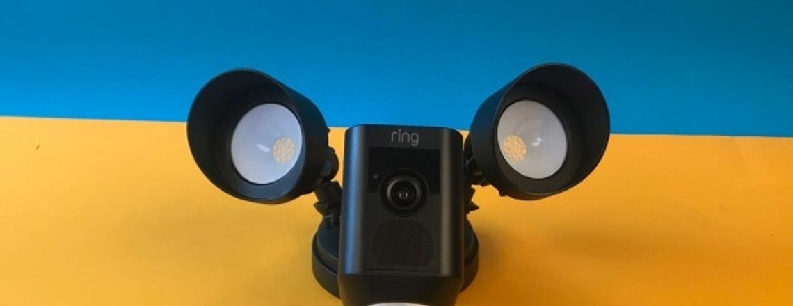 Ring Floodlight im Test: LED-Strahler mit WLAN-Kamera