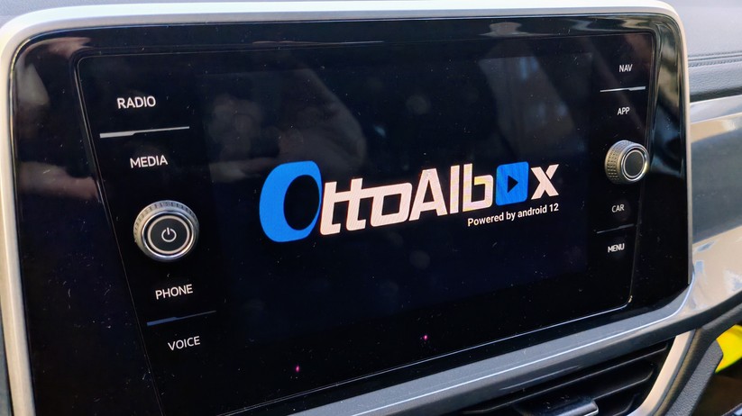 otocast p3 carplay ai box