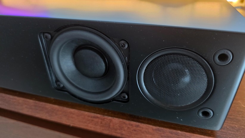 Nubert Nupro AS-2500: Schlanke Stereo-Soundbar mit Fokus auf Klarheit