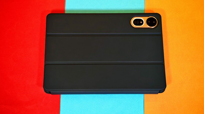 Blackview Mega 12 mit Tastaturschutzhülle