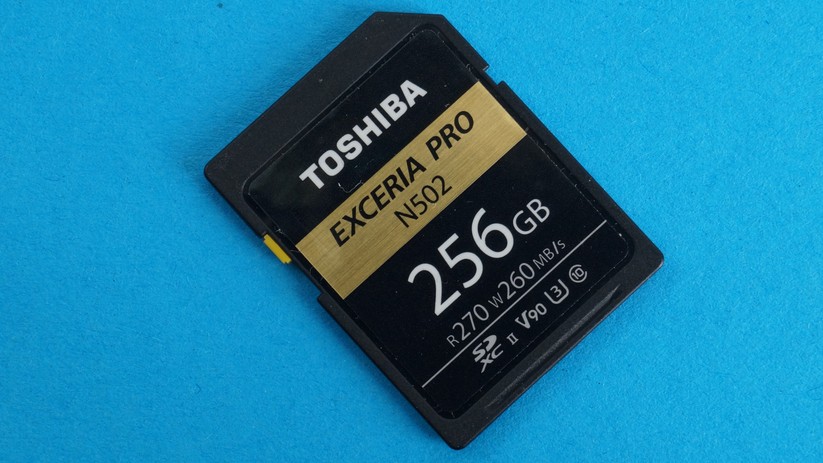 Die Toshiba Exceria N502 Pro
