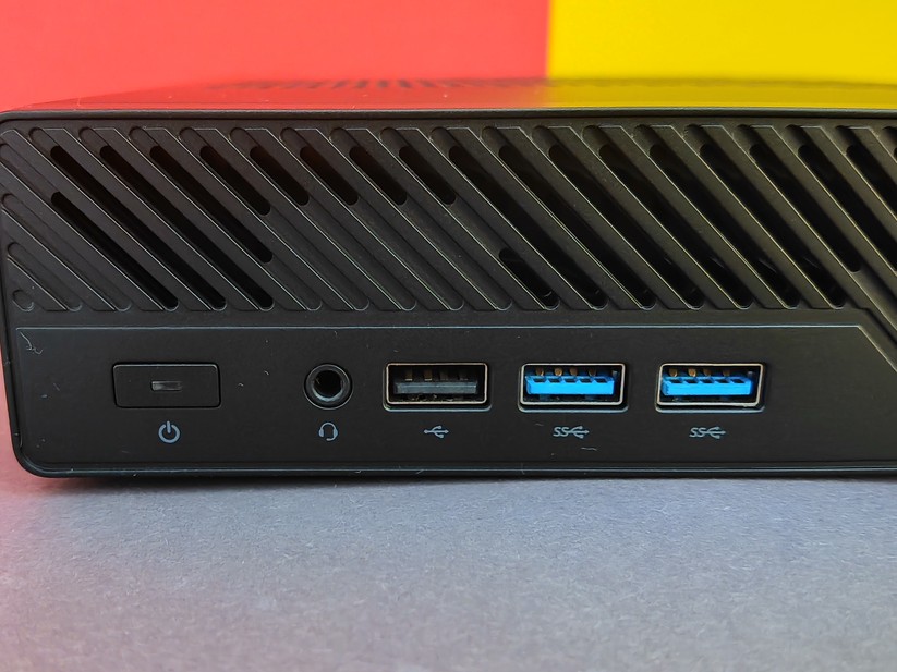 Minisforum MS-A1: Mini-PC mit Desktop-Ryzen, vier M.2-Steckplätze für SSDs