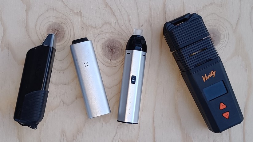 Einige mobile Vaporizer mit Akku.