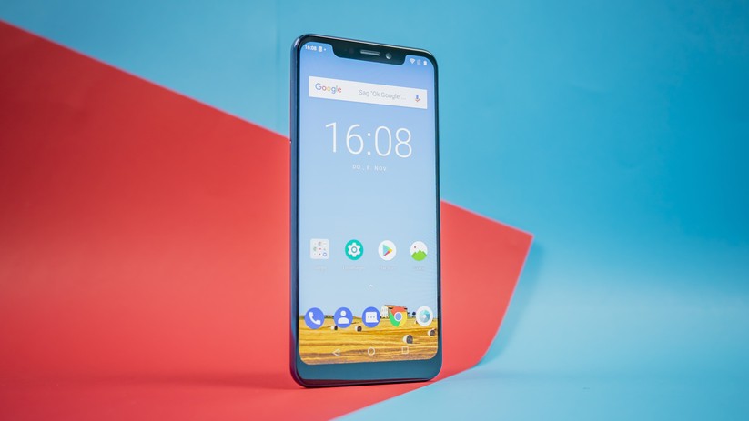 Front des ZTE Axon 9 Pro.