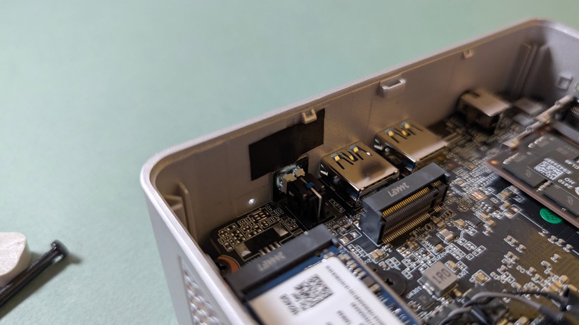 Minisforum UM680 Slim – Bilderstrecke