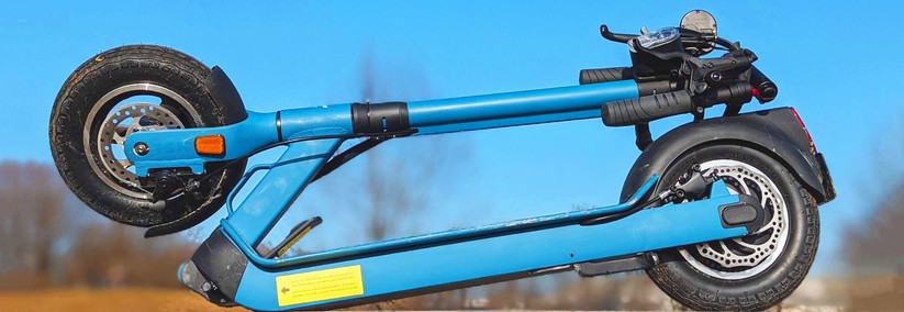 Zusammengeklappt ist der Egret Ten V4 extrem kompakt.