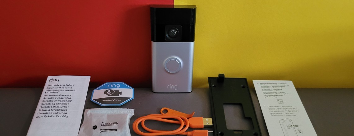 Ring liefert mit der neuen Battery Video Doorbell eine Video-Türklingel, die eine Auflösung von 1440 × 1440 Punkte bietet und mit einem großen Sichtfeld von 150° horizontal und 150° vertikal eine Kopf-bis-Fuß-Ansicht realisiert.