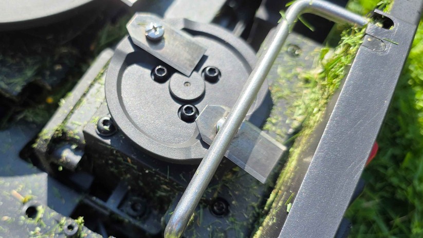 Roborock RockNeo Q1: RTK, Kamera und bis 500 m²/1000 m²