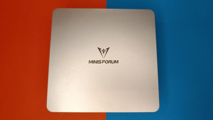 Minisforum UM750L Slim – Bilderstrecke