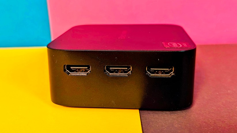 Mini-PC Blackview MP80 im Test – drei HDMI-Ports auf der linken Seite