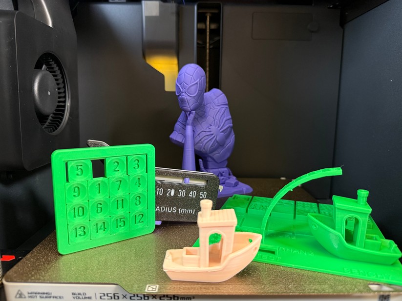 Insgesamt zeichnet sich der P1s durch eine sehr hohe Präzision und Druckqualität aus.