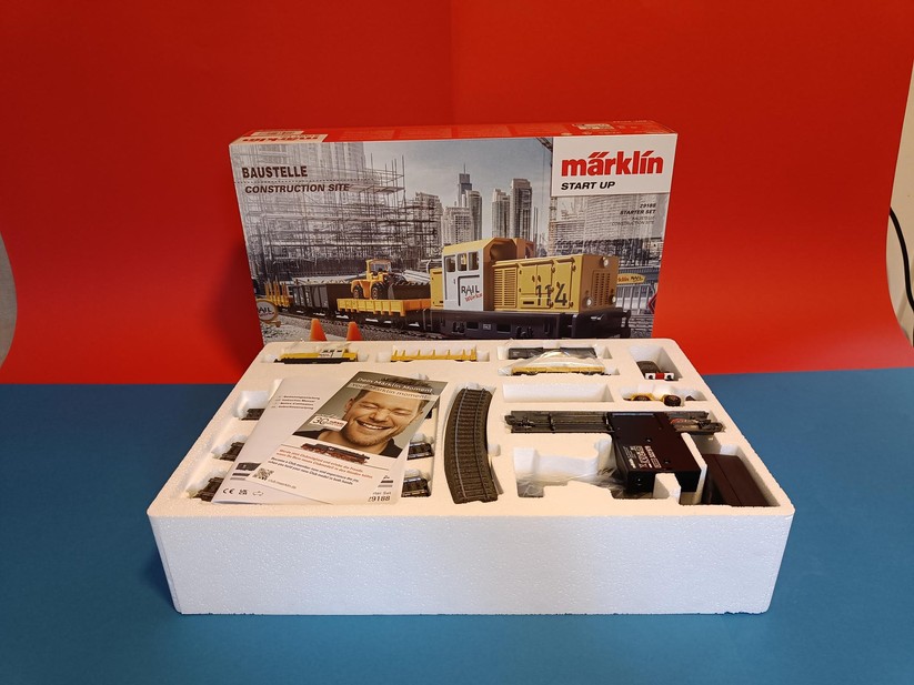 Der Inhalt ist sauber geordnet, nach der Verwendung passen alle Teile ohne großes Rätselraten wieder in die Schaumstoffverpackung.