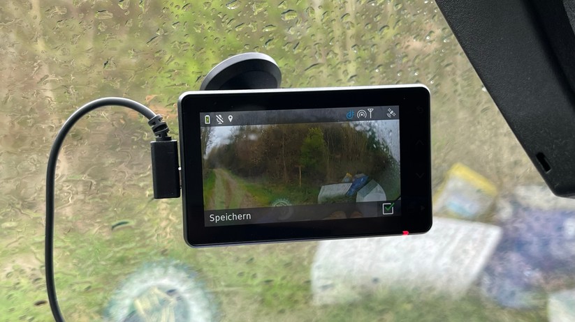 Garmin Dash Cam Live