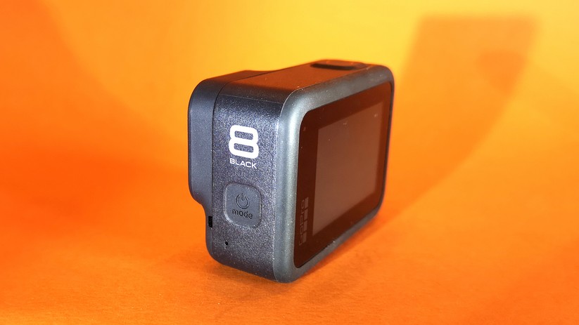 Der Mode-Taster dient auch als Power-Button.