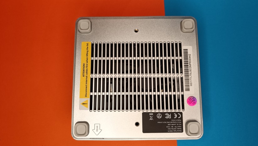 Minisforum UM750L Slim – Bilderstrecke