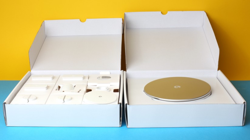 Vorbildlich und übersichtlich sind die verschiedenen Komponenten im Starter-Kit verpackt.