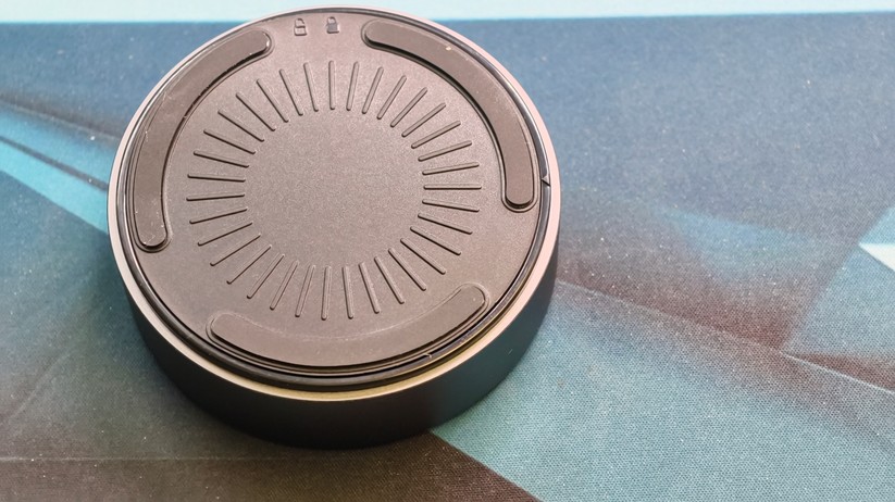 Quntis Screenbar mit Backlight und Remote Bilder