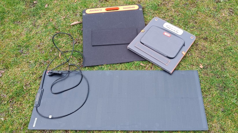 Dreimal 100 W - einmal flexibel, zweimal klappbar