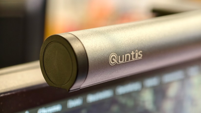 Quntis Screenbar mit Backlight und Remote Bilder