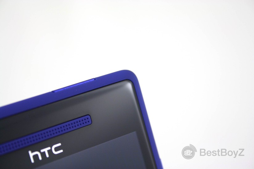 Windows Phone 8X by HTC
