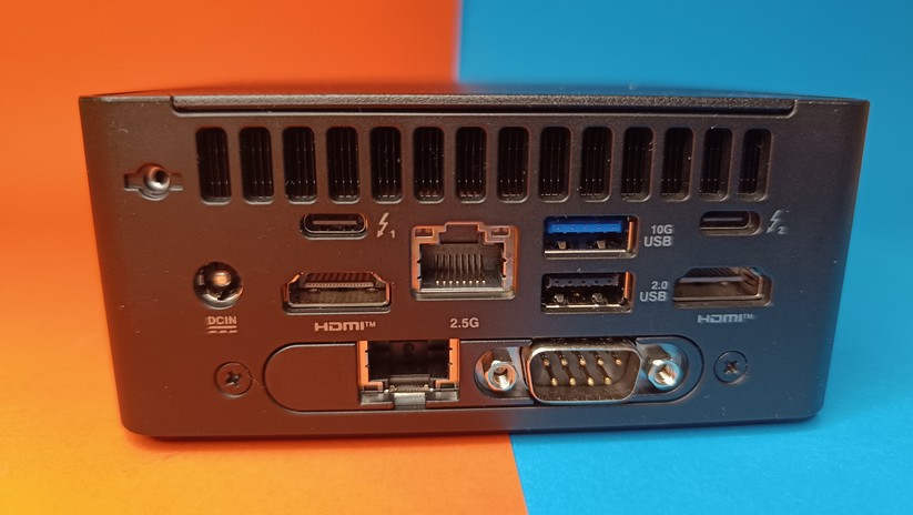 Asus Nuc 15 Pro – Bilderstrecke