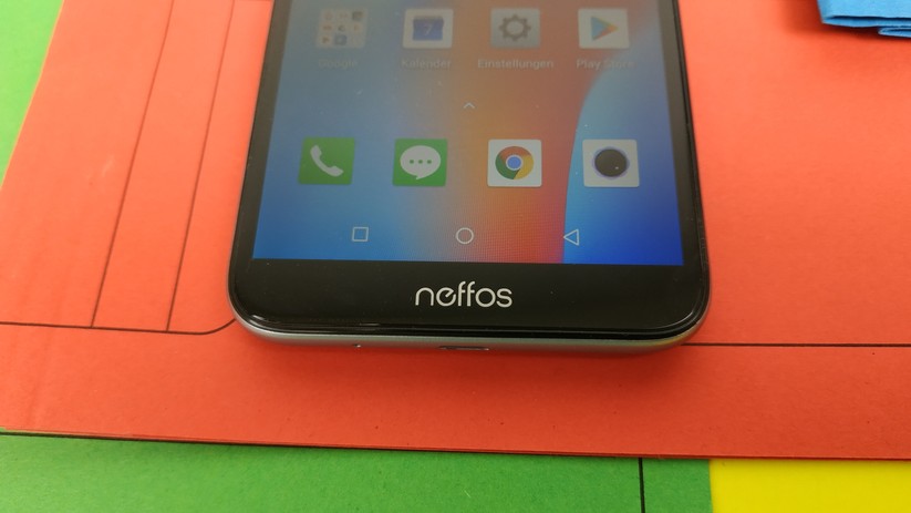 Statt mit On-Screen-Buttons kann der Nutzer das Handy auch per Gesten bedienen.