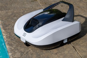 Poolroboter AGT PRR-85 im Test: Reinigt kleine und mittelgroße Pools für 150 €