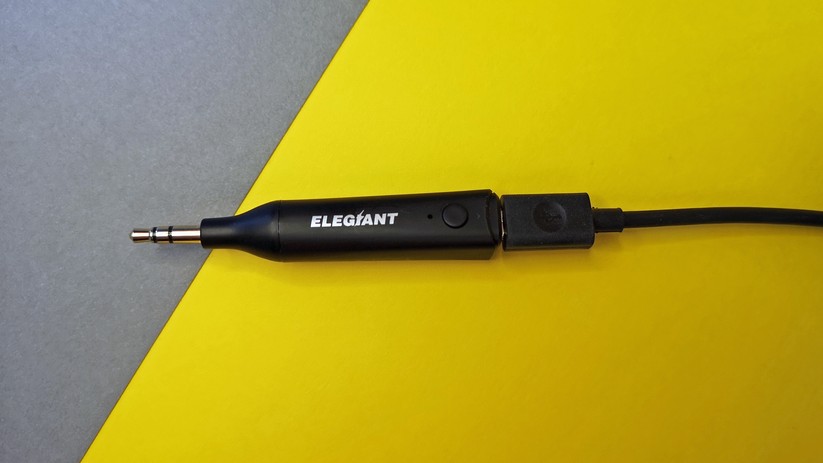 Dank des Klinke-Adapters passt der Empfänger beispielsweise in den AUX-IN-Eingang von PKW.
