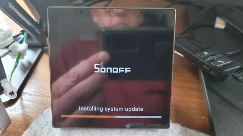 Sonoff NSPanel Pro: 4-Zoll-Touch-Display zur Steuerung von Smart-Home-Komponenten