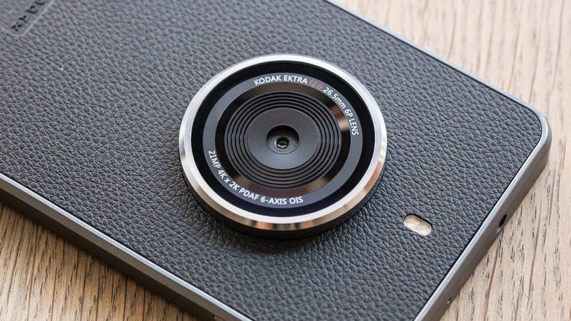 Kodak setzt beim Ektra auf einen 1/2,4-Zoll-Bildsensor von Sony. Der IMX230 löst 21 Megapixel auf.