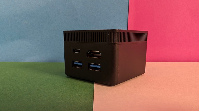 Mini-PC CSL Tiny Box – Rückseite